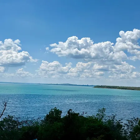 Boutique Europe Elegant Coastal Escape * Pomorie