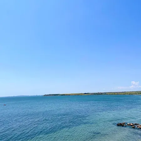 Boutique Europe Elegant Coastal Escape Apartment Pomorie