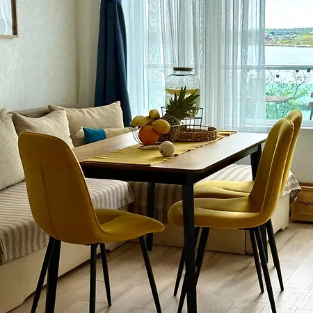 Апартаменты Boutique Europe Elegant Coastal Escape Поморие