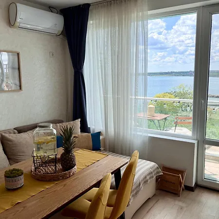 Апартамент Boutique Europe Elegant Coastal Escape *
